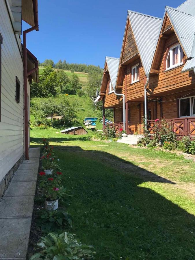У Олега Hotel Verkhne-Studenyy Exterior foto