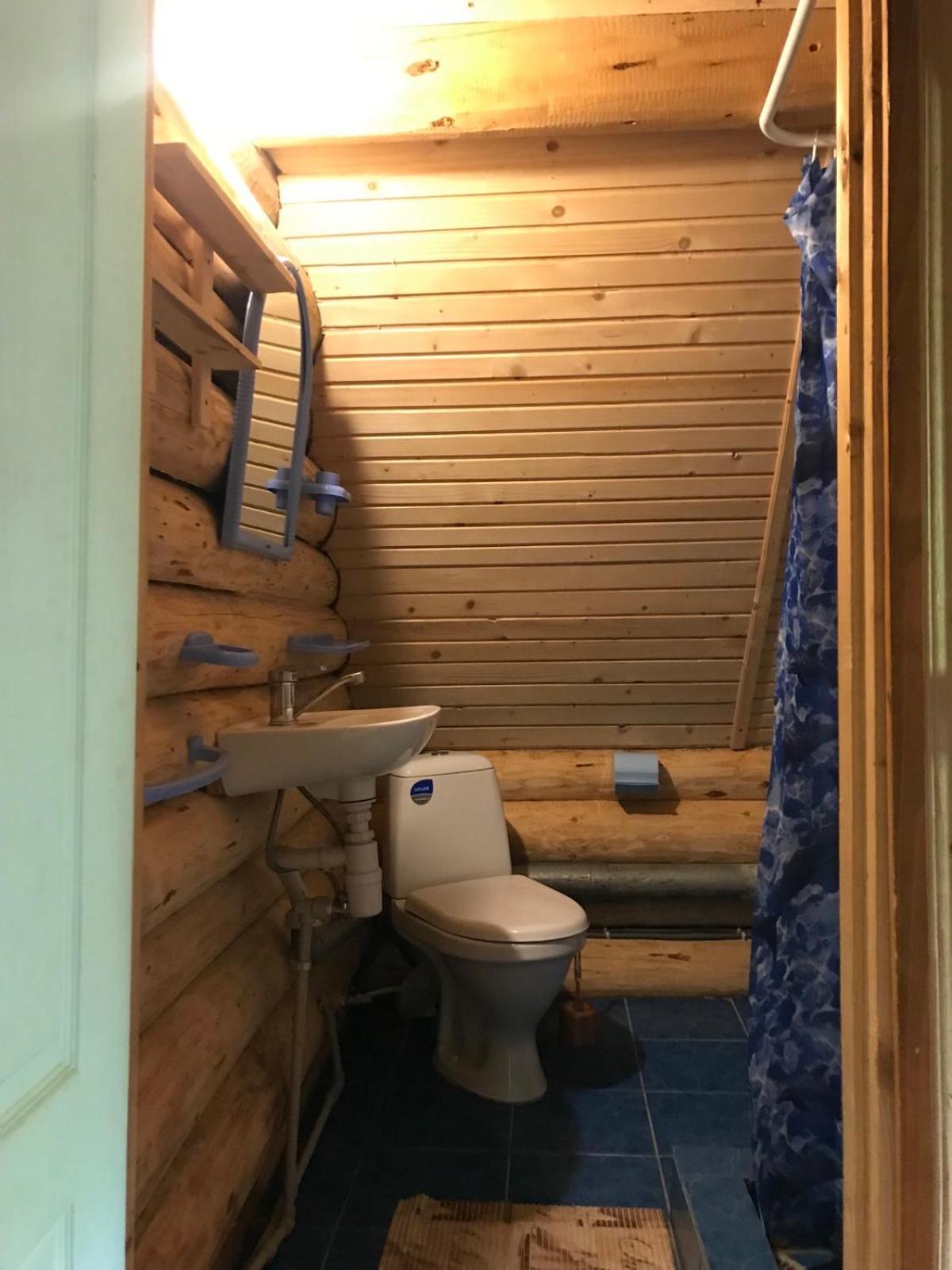 У Олега Hotel Verkhne-Studenyy Exterior foto