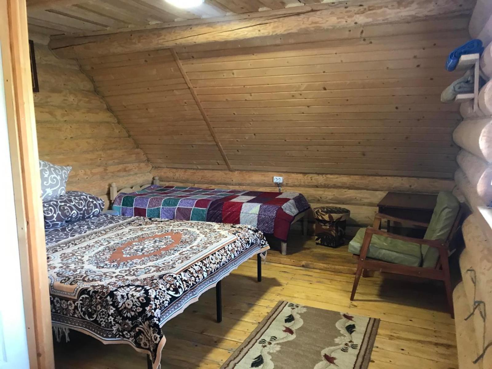 У Олега Hotel Verkhne-Studenyy Exterior foto